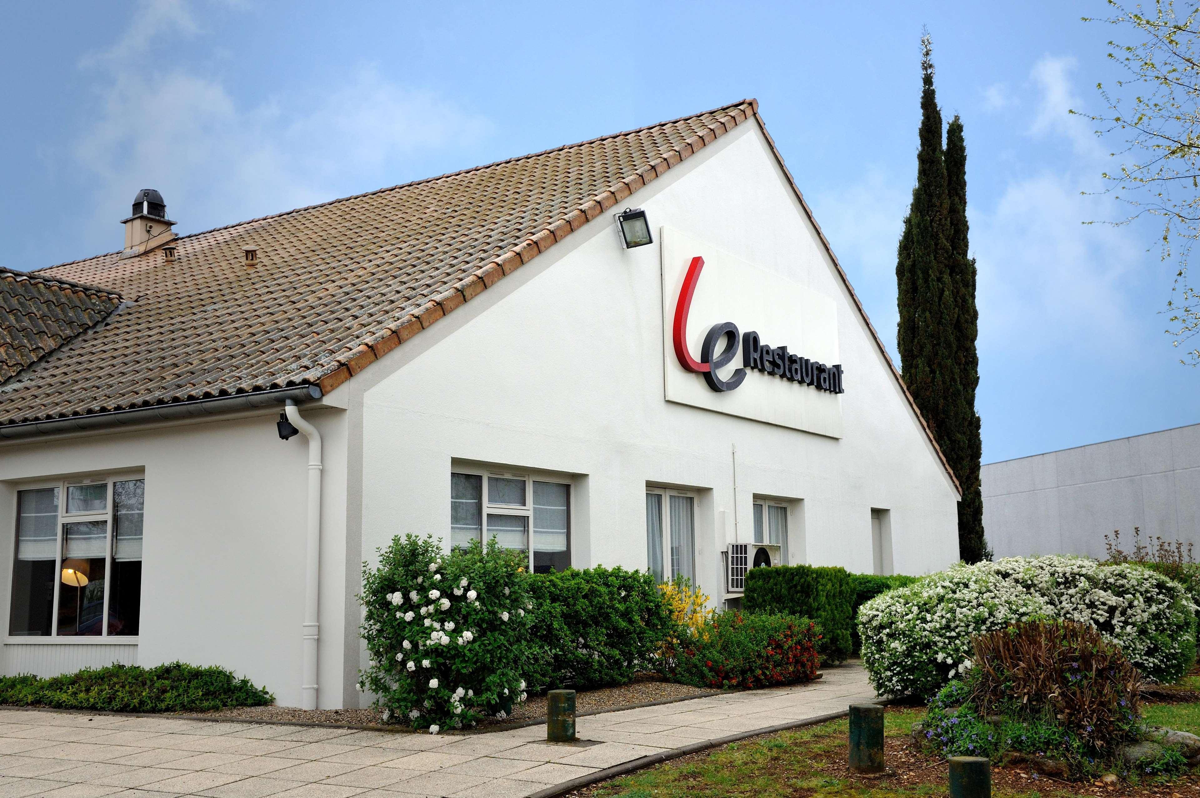Campanile Lyon Est Aeroport Saint Exupery Ξενοδοχείο Εξωτερικό φωτογραφία